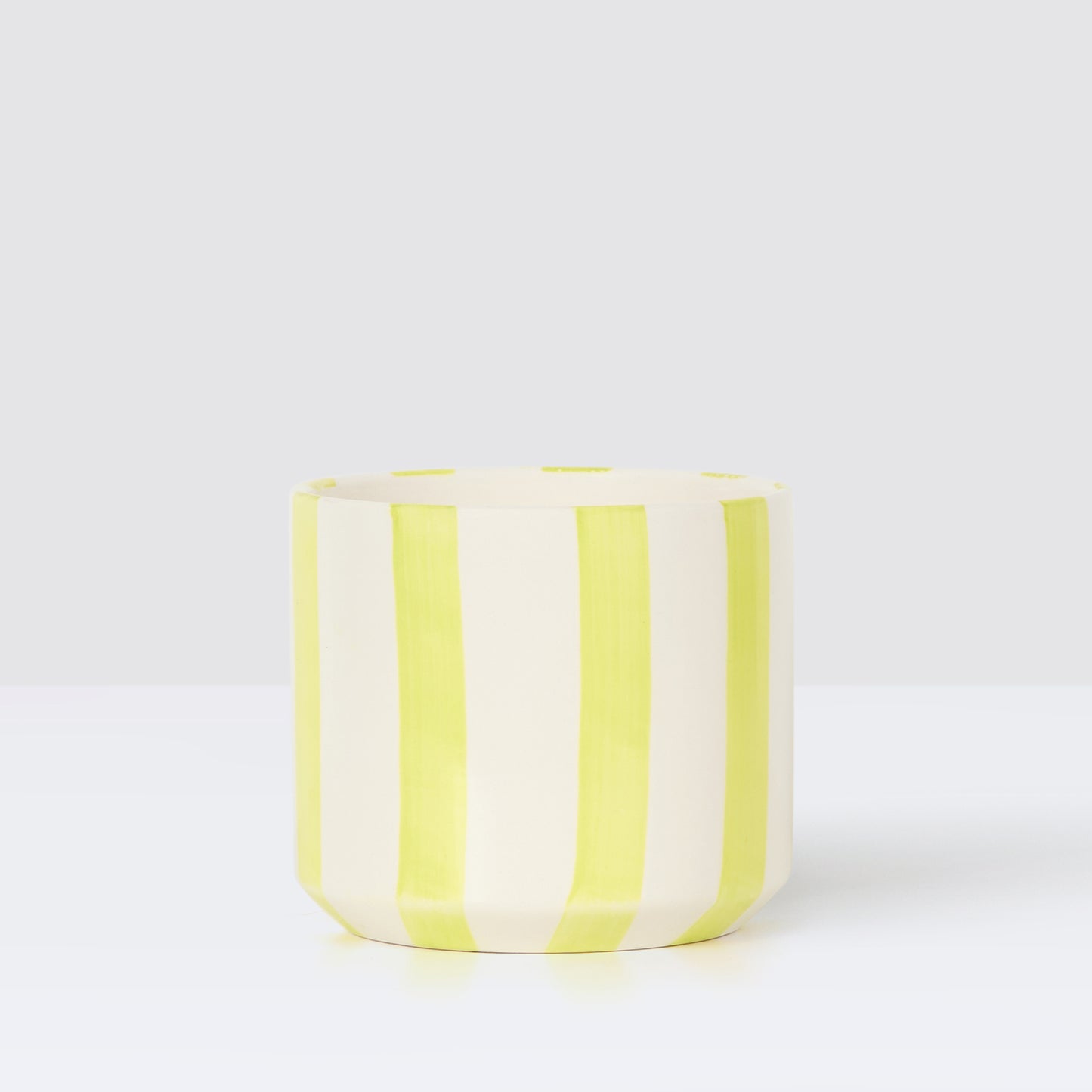 Ribbon pot