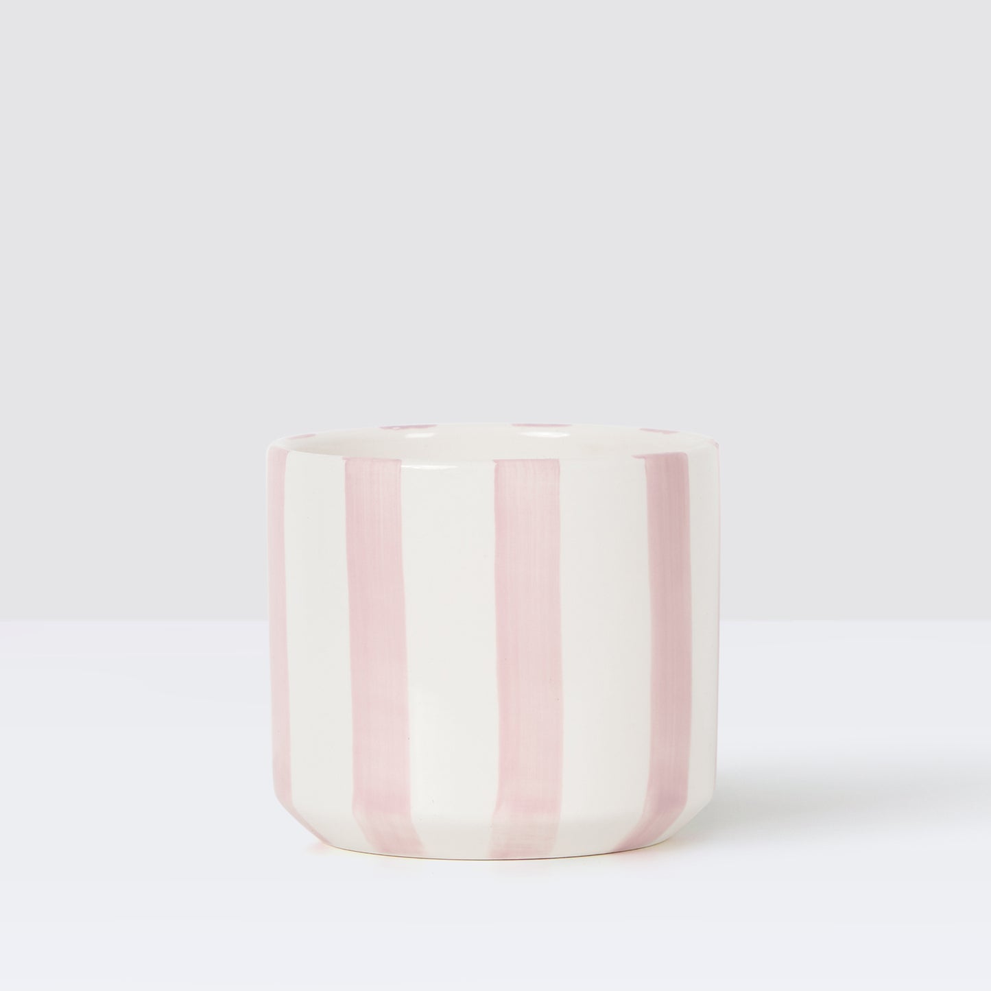 Ribbon pot