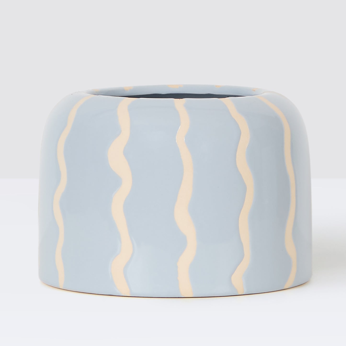 Wiggle pot