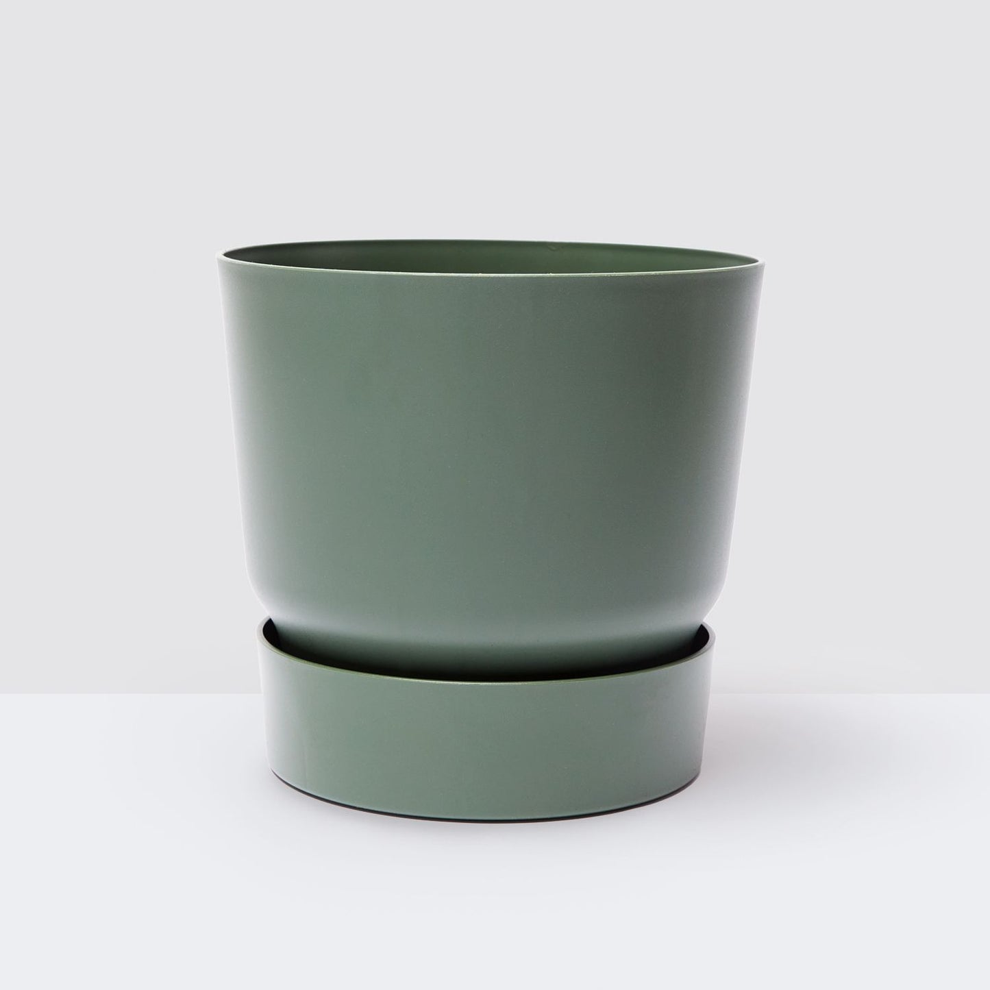 Reservoir pot