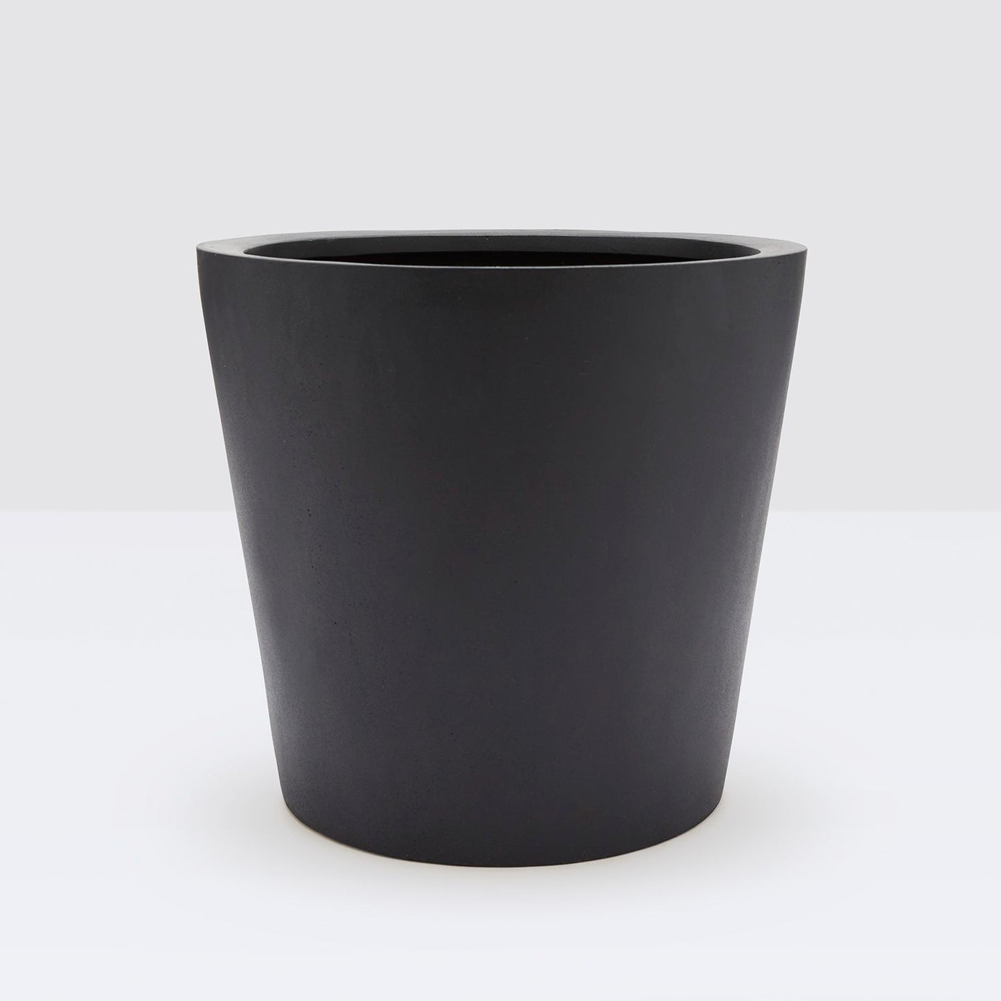 Fibrestone bucket pot
