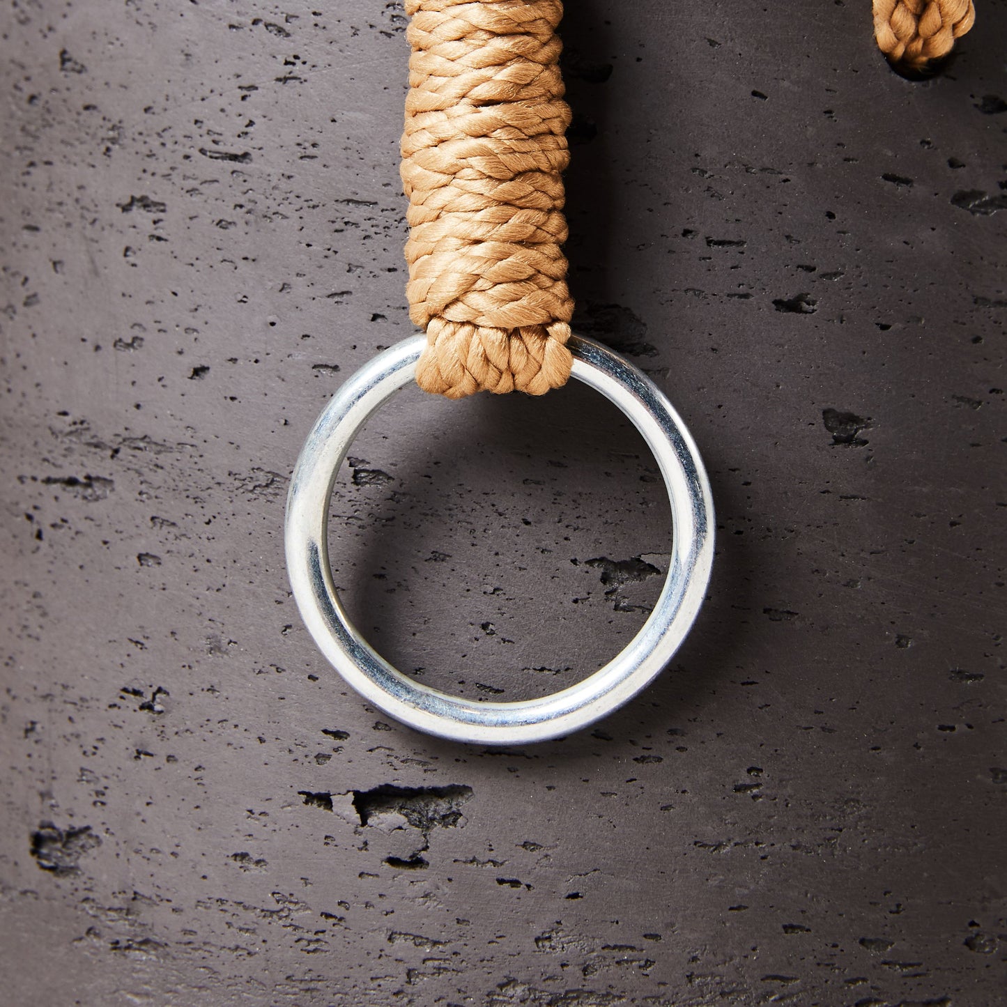 Clay hanging pot