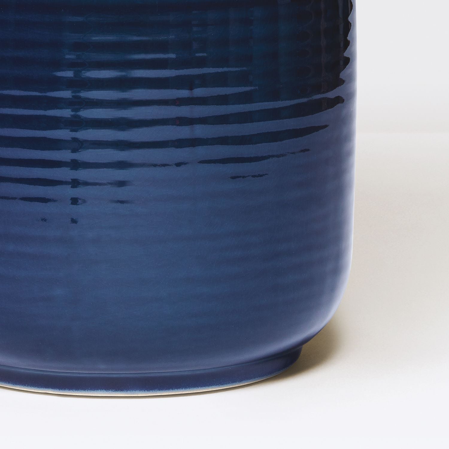 Ceramic glazed pot